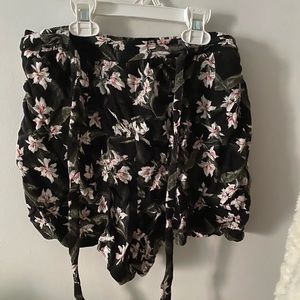 Hollister Floral Tie Shorts